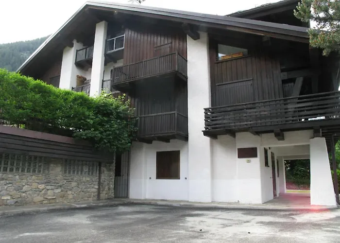 Rifugio Mont Blanc Apartment Courmayeur photo