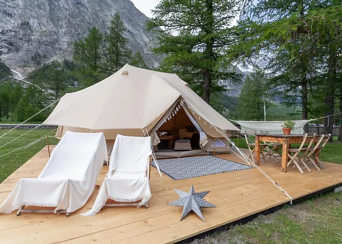 Hobo Camping Courmayeur Foto